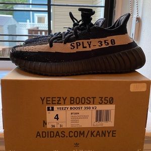 Yeezy Boost 350 V2 ‘Oreo’